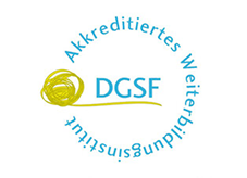 Das Logo des DGFS (Deutsche Gesellschaft für Schmerzmedizin) mit blauer Schrift, einer goldenen Spirale und dem Text „Akkreditiertes Weiterbildungsinstitut“.
